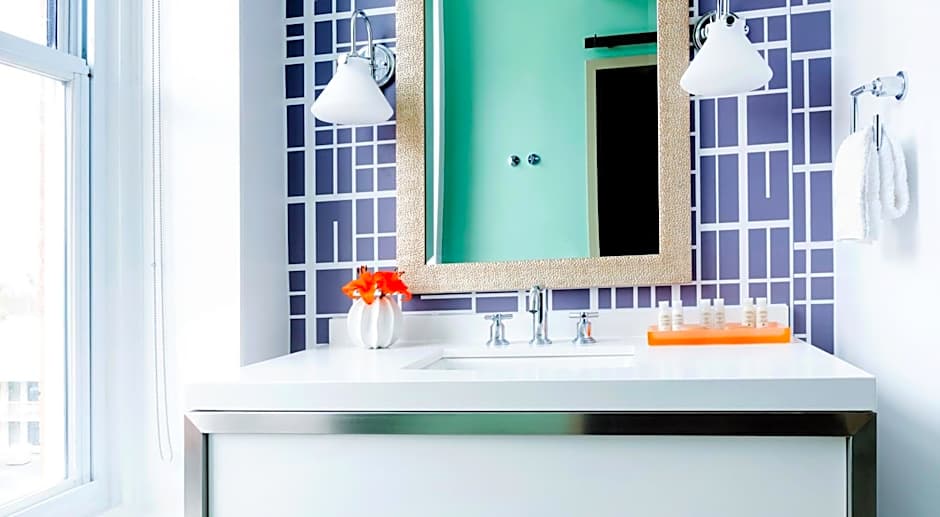 Hotel Indigo Savannah Historic District By IHG