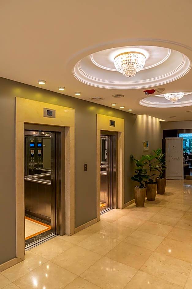 Hotel Intersur Recoleta