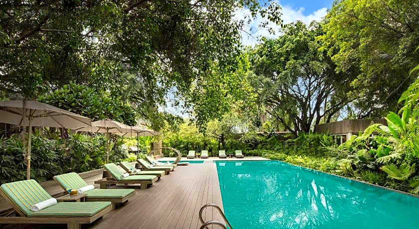 An Lam Retreats Saigon River