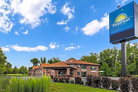 Days Inn by Wyndham Geneva/Finger Lakes