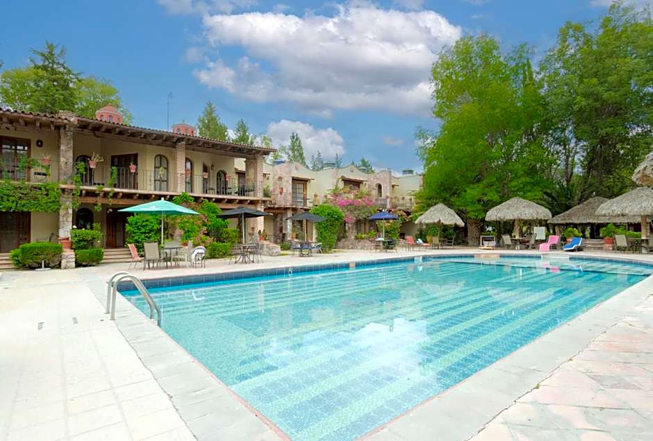 Atotonilco Hotel & Club