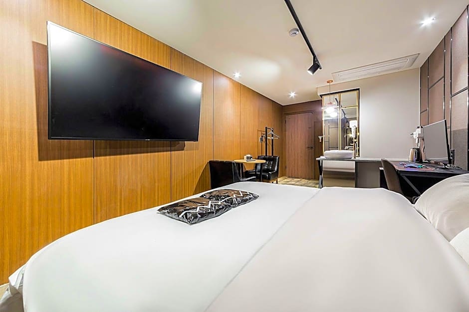 Anyang Premier Hotel XYM