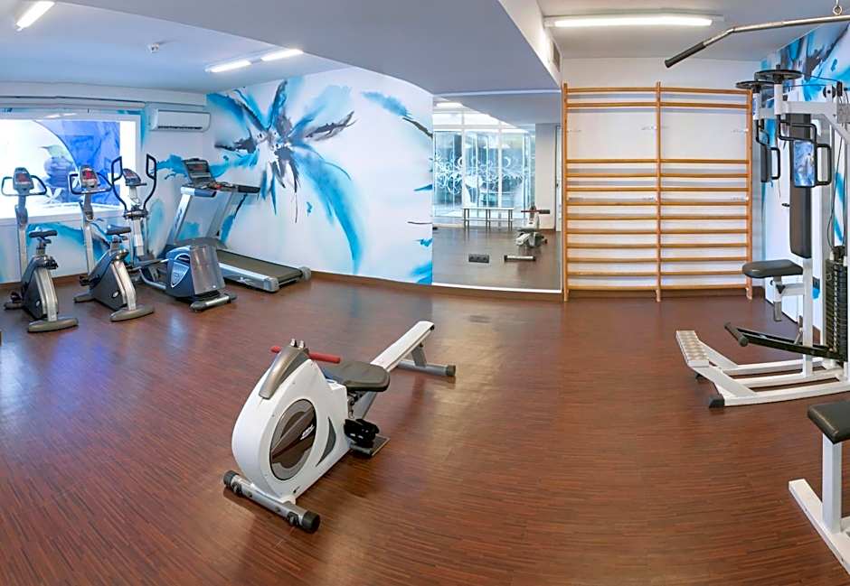 GHT Oasis Park & Spa