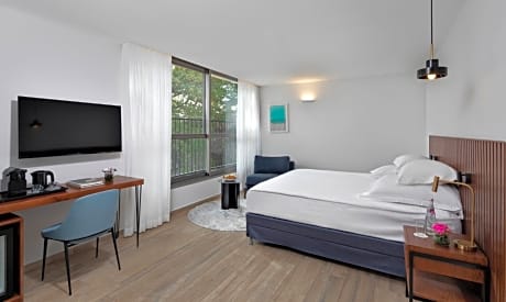 Panorama Room