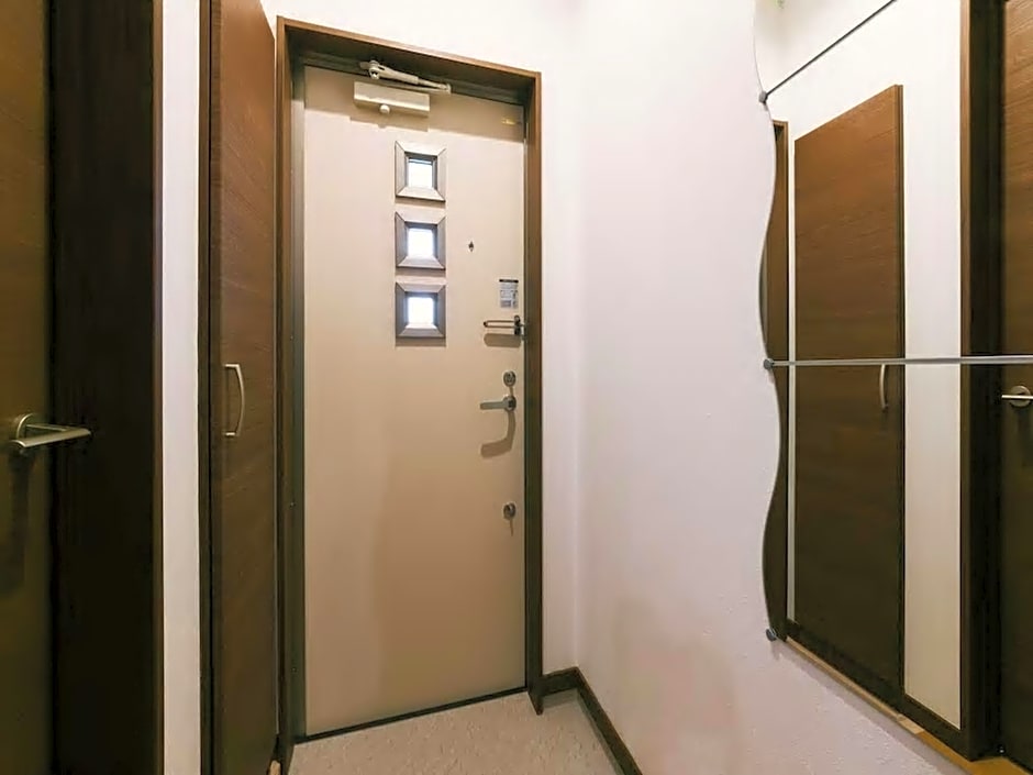 Forest Terrace Tenjin Minami  B