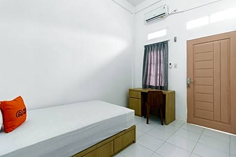 KoolKost At Jalan Ciheulang Bandung - Minimum Stay 30 Night