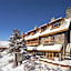 Fox Hotel And Suites