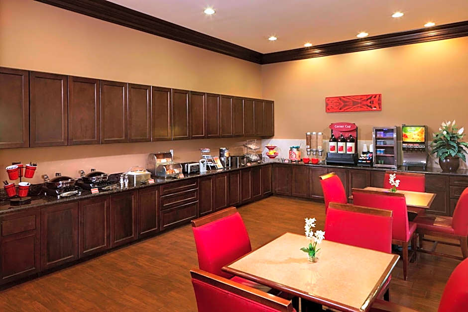 TownePlace Suites by Marriott Houston Intercontinental Airport