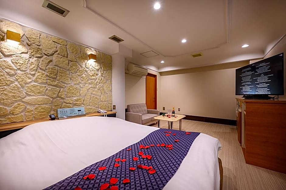 HOTEL MOBILIA (Adult Only)