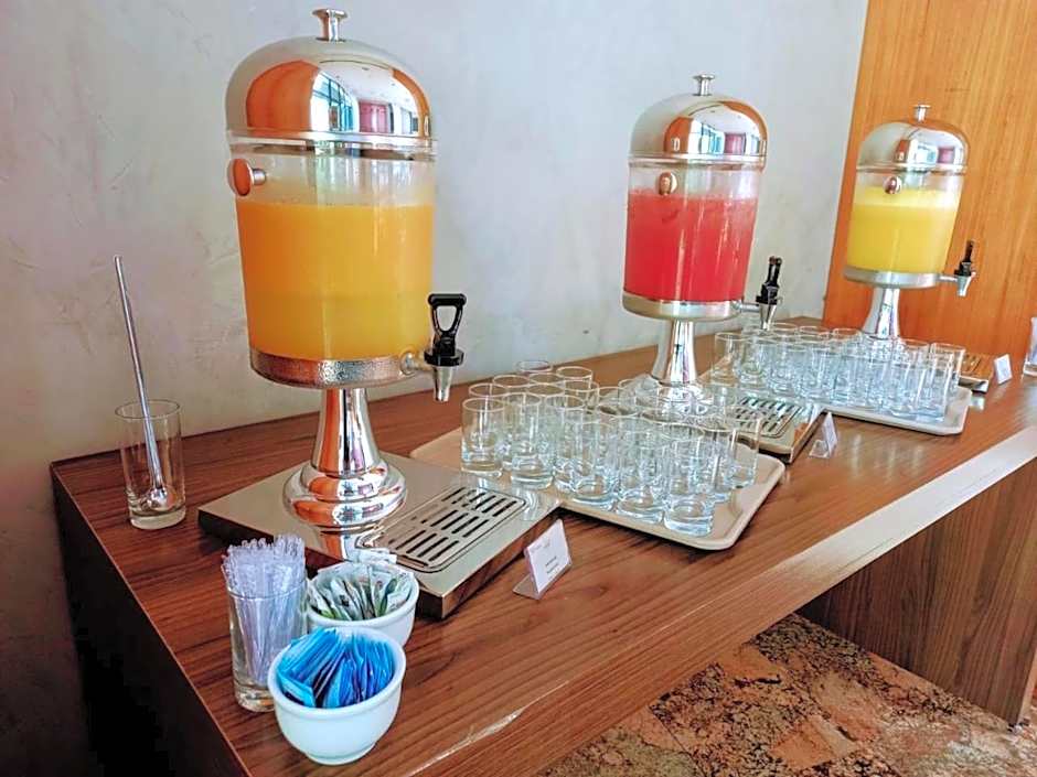 Suítes Natal Plaza 4 Estrelas - Vista Mar - Ponta Negra