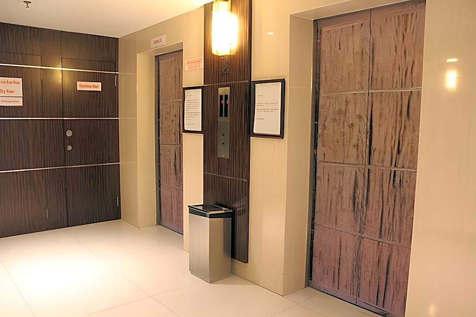 Hotel Sixty3