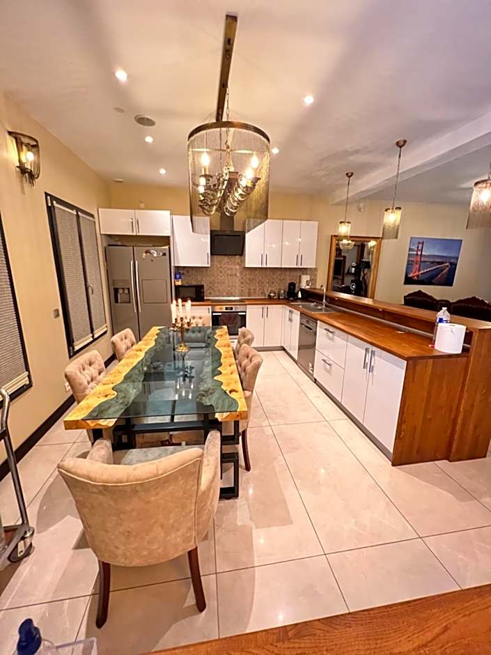 Paris Luxury Guest House - CDG Aéroport