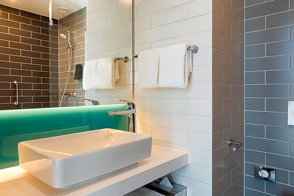 Holiday Inn Express Amsterdam - North Riverside By IHG