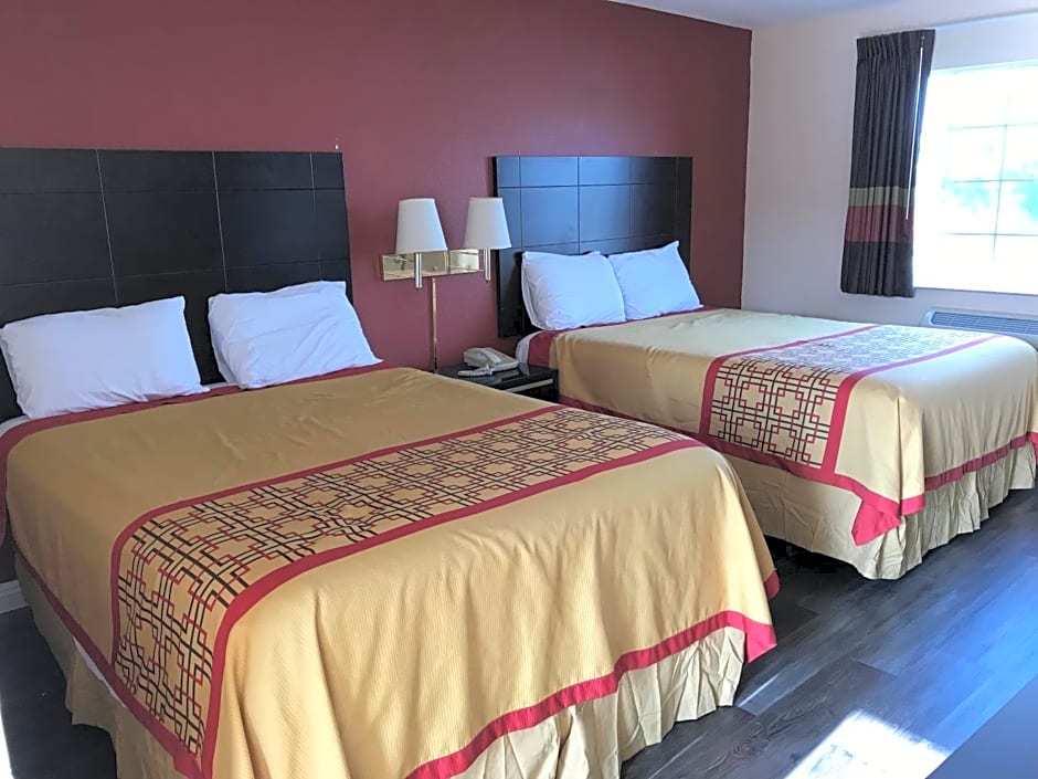 Manhattan Inn & Suites