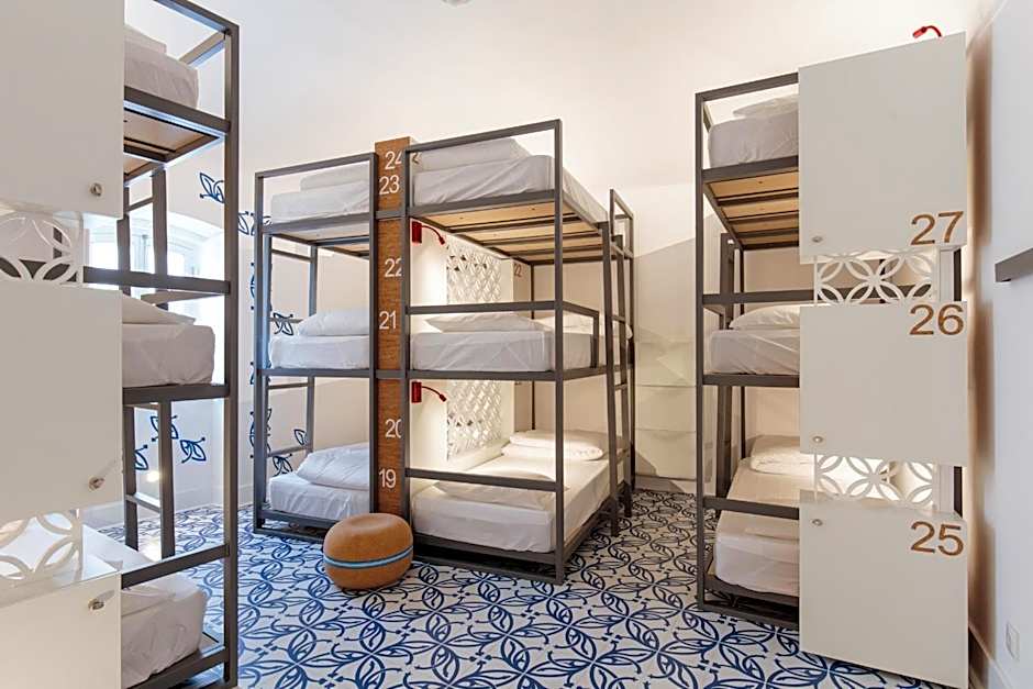 Heaven Inn Suites & Terrace