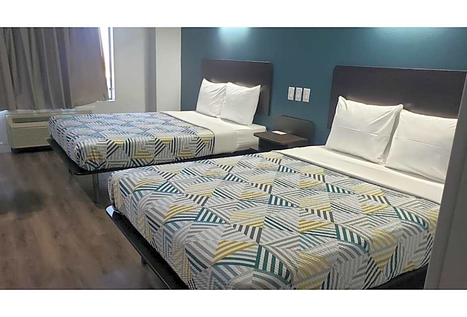 Studio 6 Suites Hesperia, CA West Main Street I 15
