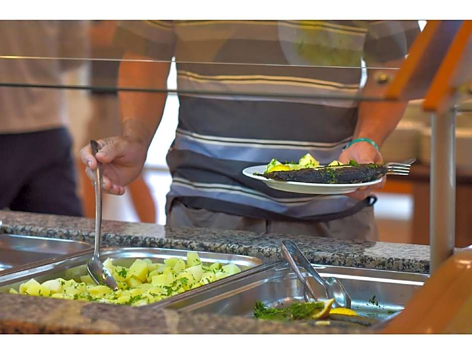 Complex Mediteranean Mamaia