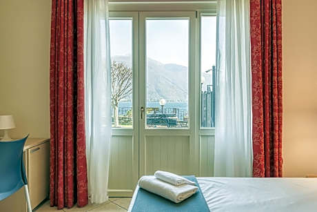 Superior Double or Twin Room with Lake View