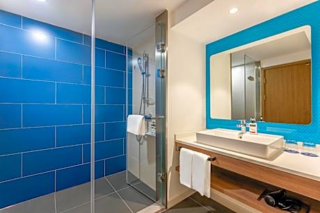 High Floor Standard Twin Room