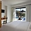 Kosmoplaz Hotel