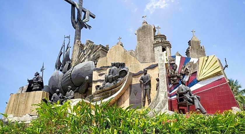 OYO 187 The Maxwell Hotel