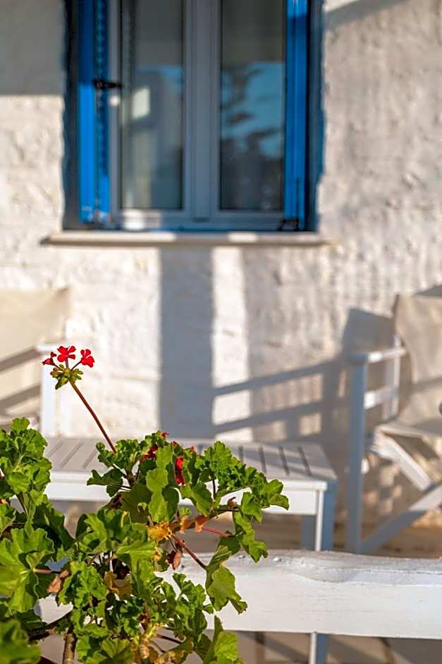 Margarita Studios Ambelas