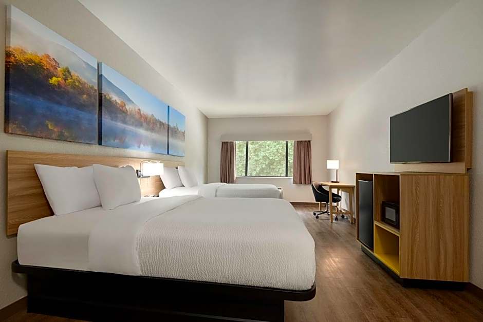 Days Inn by Wyndham Lexington