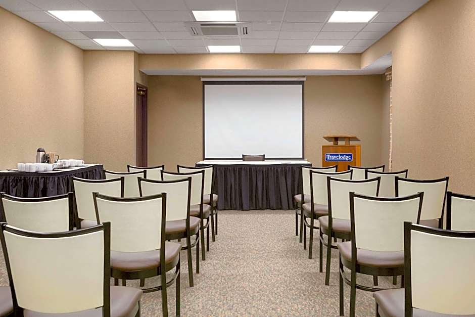 Travelodge by Wyndham Sydney