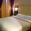 1 City Hotel
