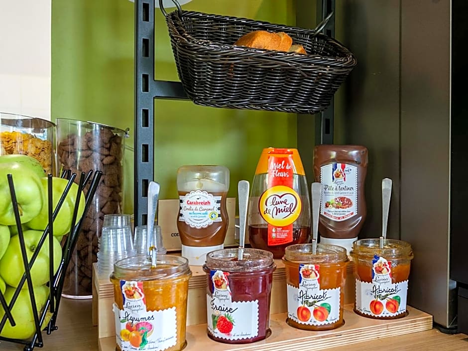 B&B HOTEL Strasbourg Nord Artisans