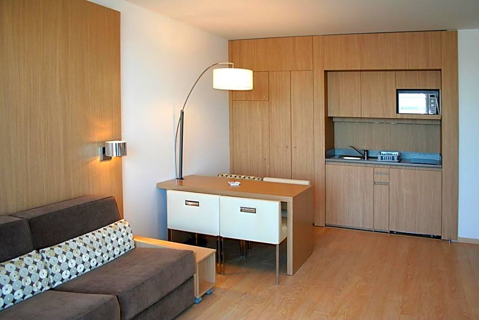 Residhome Carrieres La Defense