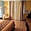 Super 8 by Wyndham Raton