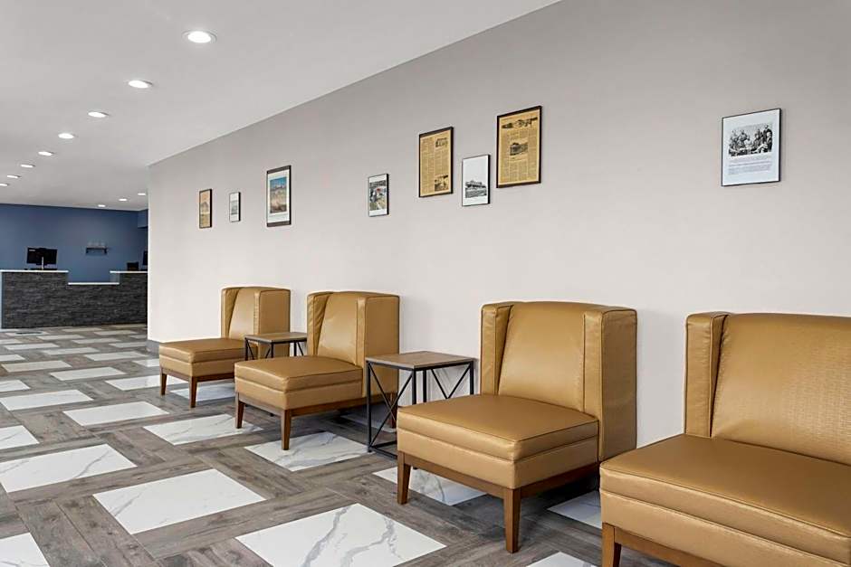 Days Inn by Wyndham Rawlins