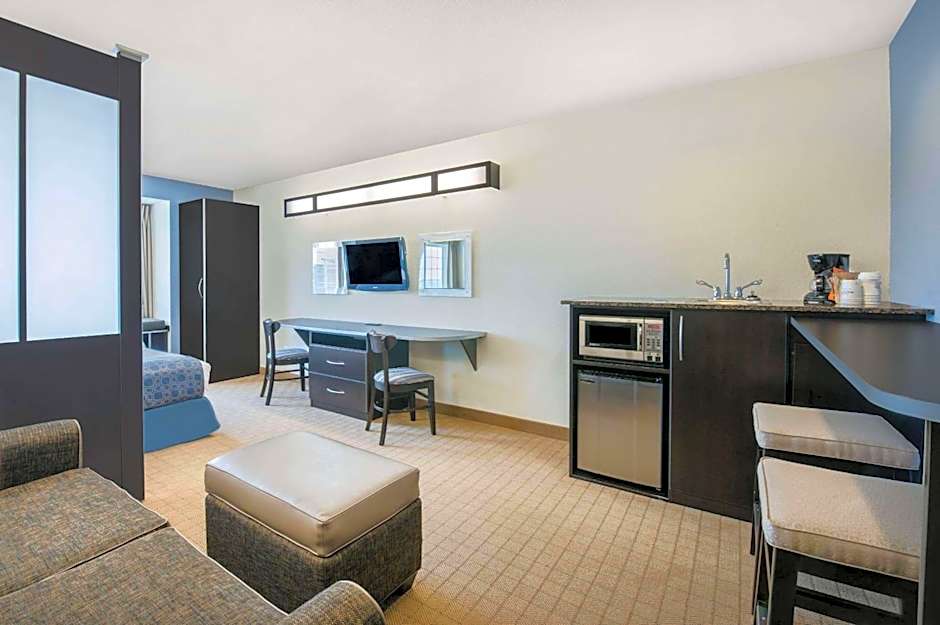 Microtel Inn & Suites By Wyndham Stanley
