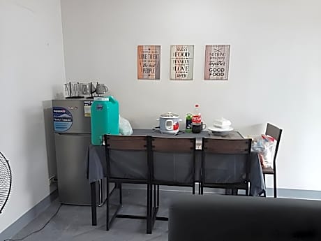 MG Cabanatuan Transient House (MG's Place)