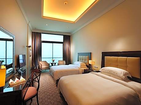 Partial Sea View Studio - Twin Beds