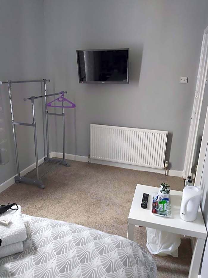 The Vale Apart Hotel