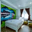 Ken's Backpackers Hotel