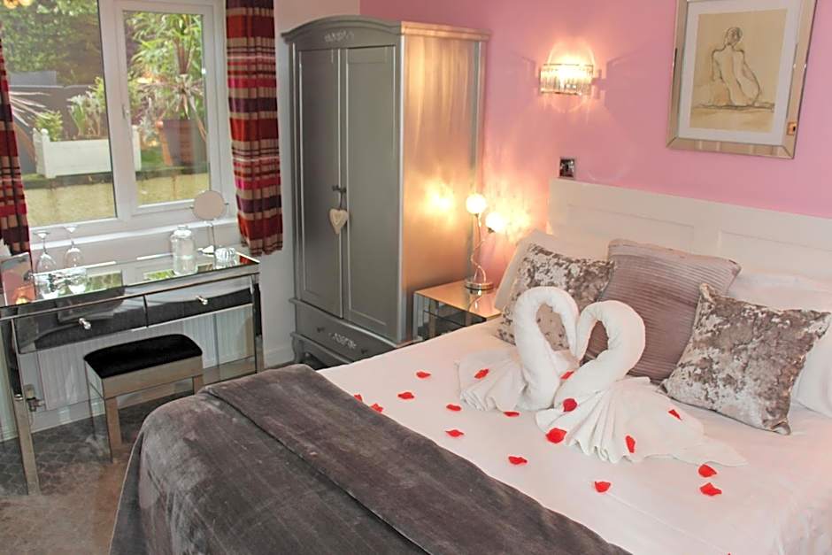 St John's Lodge Guest House incl off-site leisure club