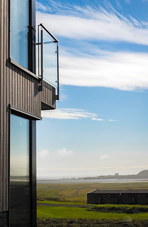 Black Beach Suites
