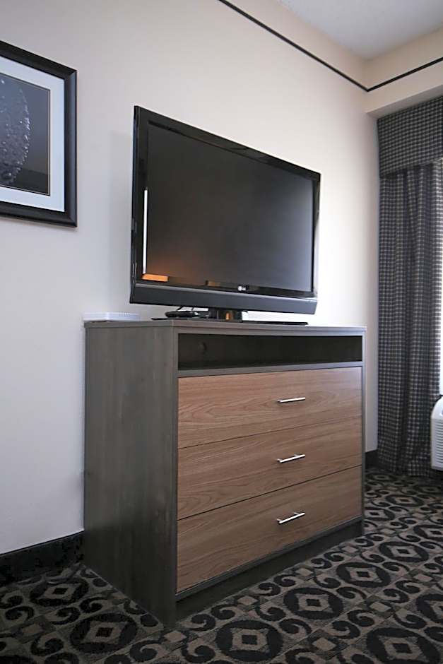 Quality Inn & Suites Boone - University Area