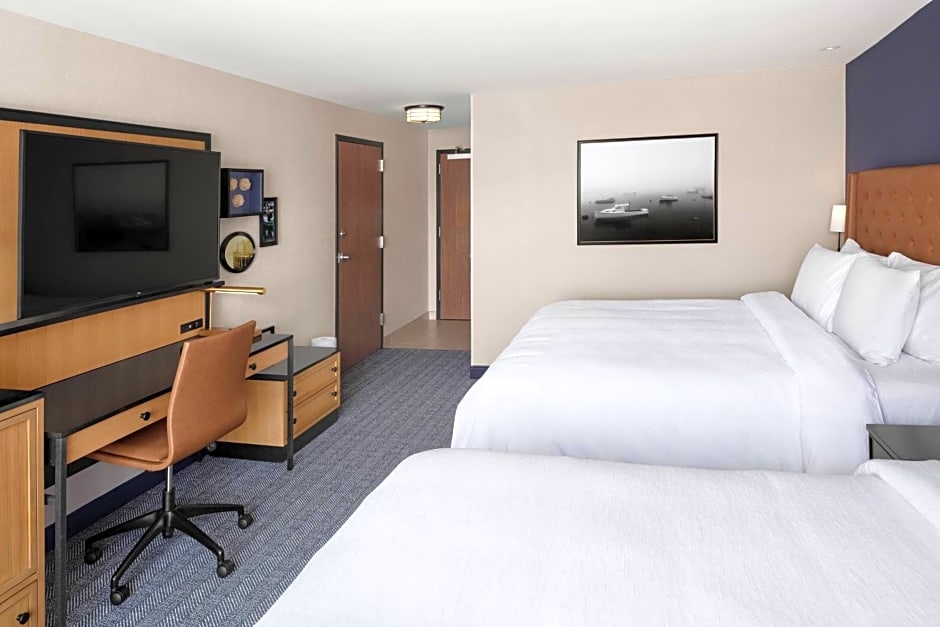 Courtyard by Marriott Portland Downtown/Waterfront