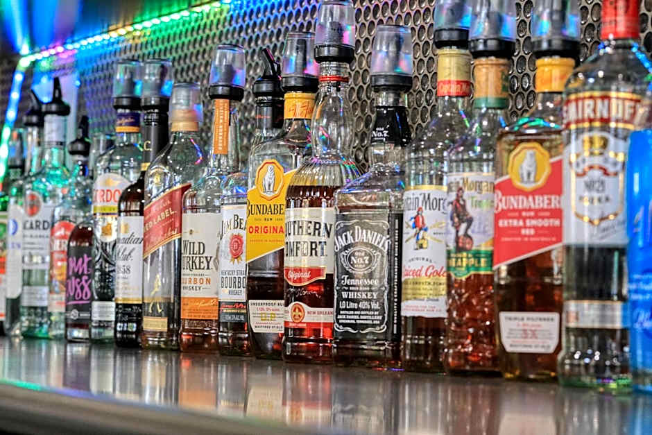 Coachman Hotel Motel