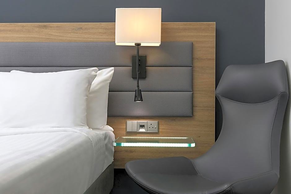 Moxy Glasgow Merchant City