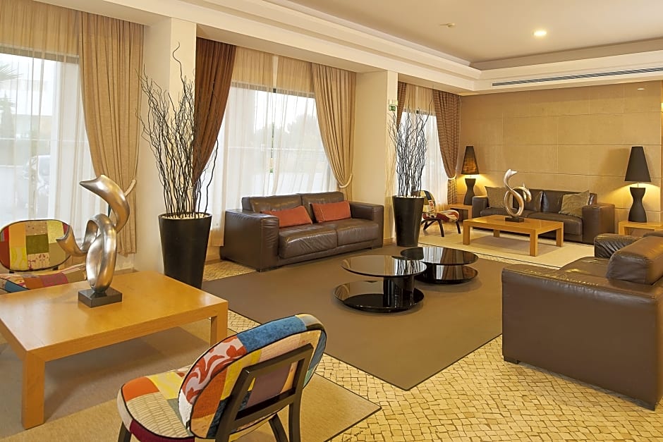 Cheerfulway Balaia Plaza