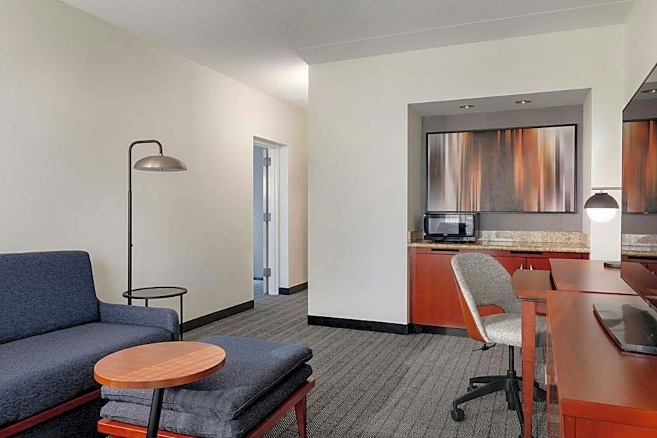 Courtyard by Marriott Boston Norwood/Canton