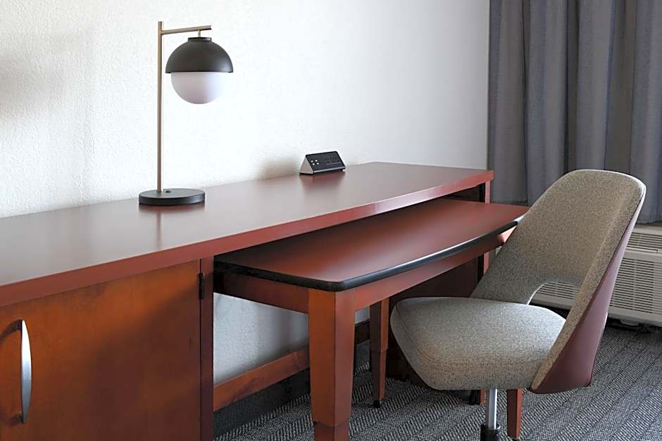 Courtyard by Marriott Dallas Las Colinas