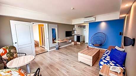 Junior Suite - City View