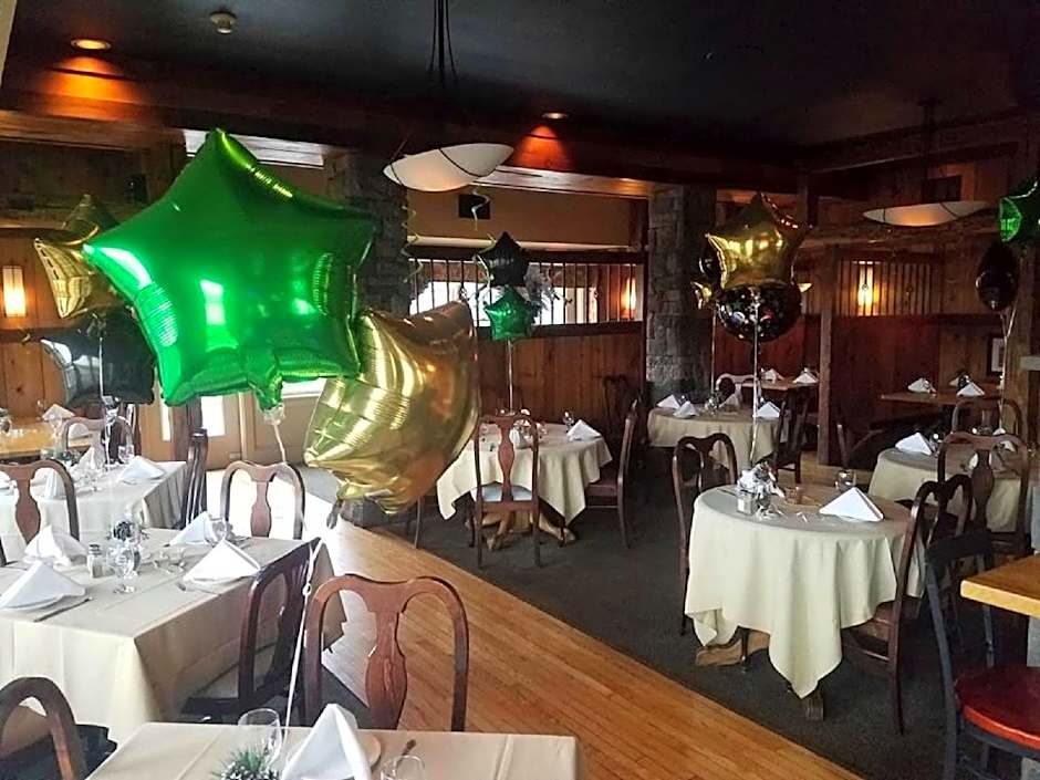 CAMELOT RESTAURANT & INN - BED AND BREAKFAST - ADULT ONLY