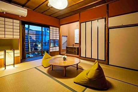 Three-Bedroom Holiday Home